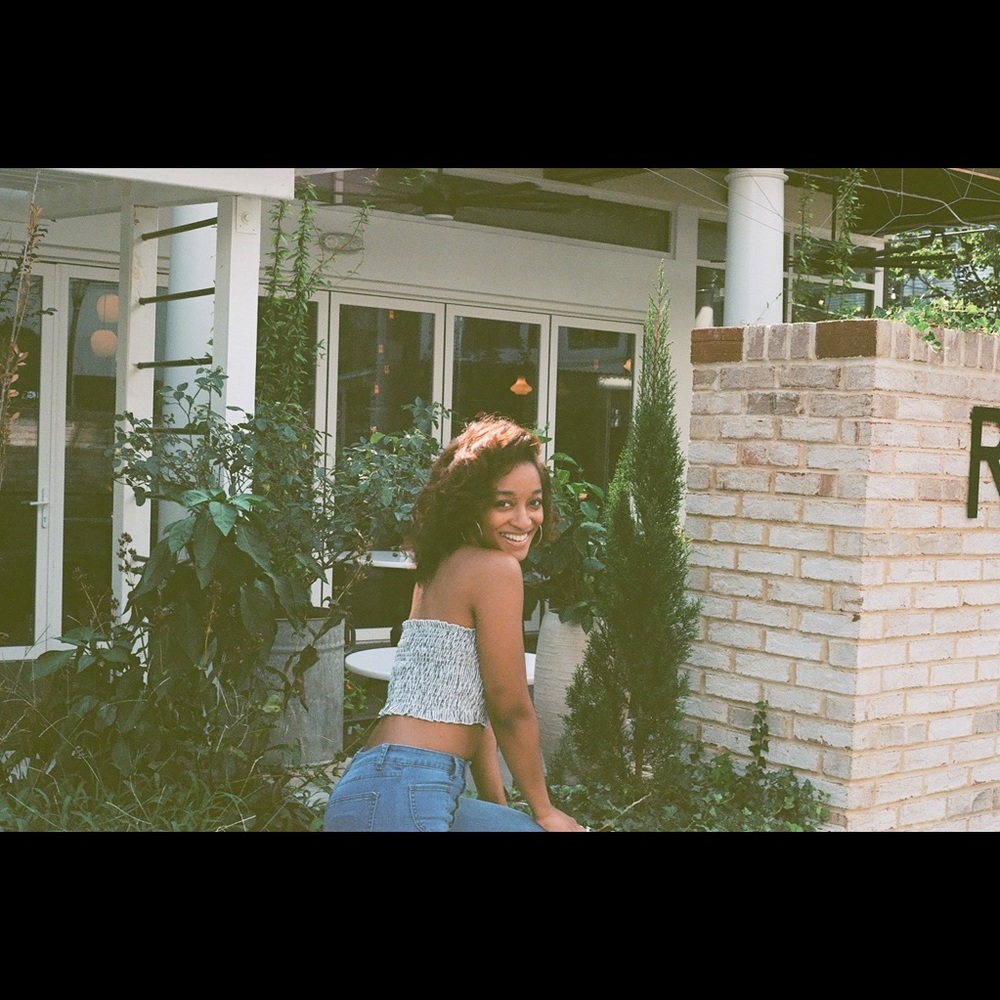 Meet your Posher, Essence